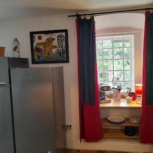 2* Pensión Casa Lin